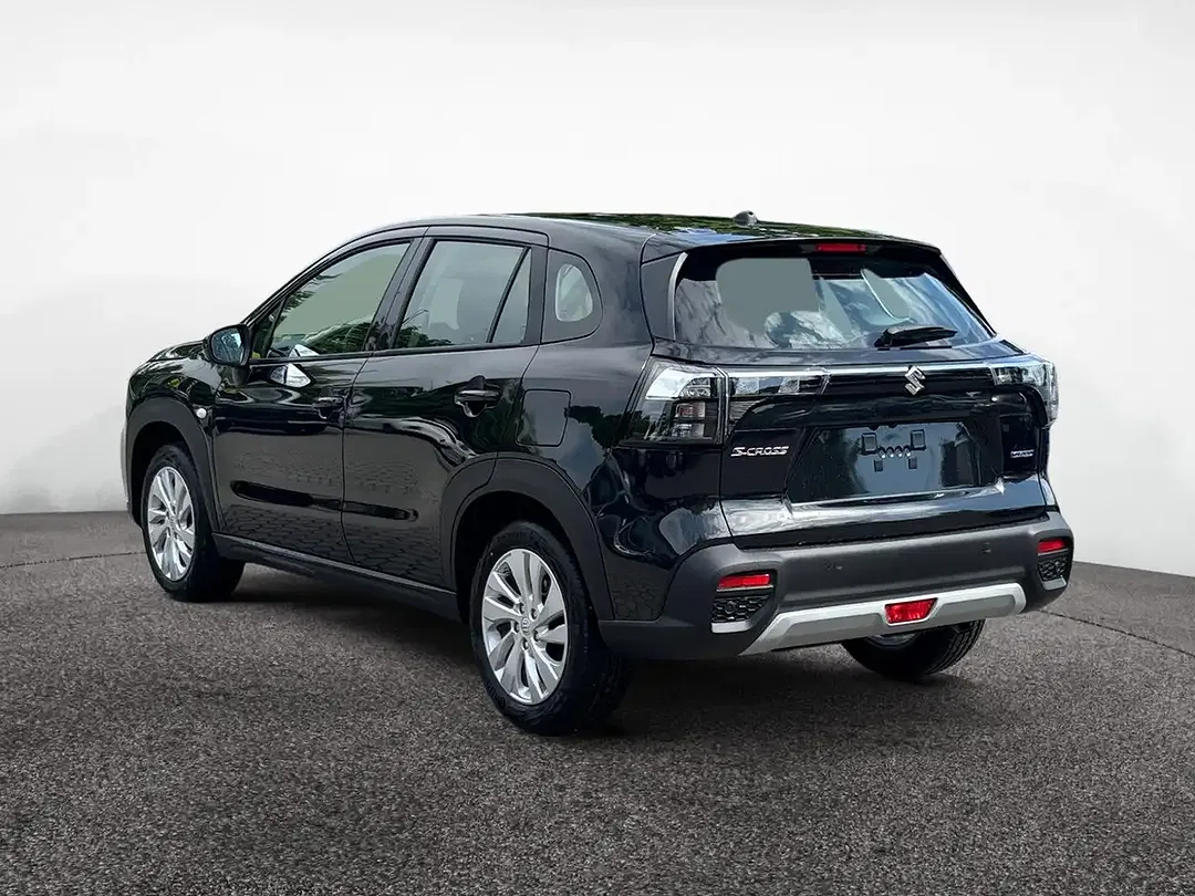Suzuki SX4 S-Cross - Thumbnail 4