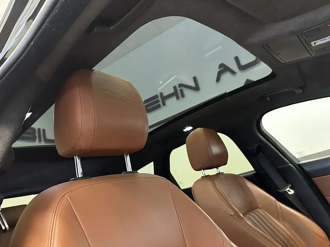 Jaguar XF - Thumbnail 11