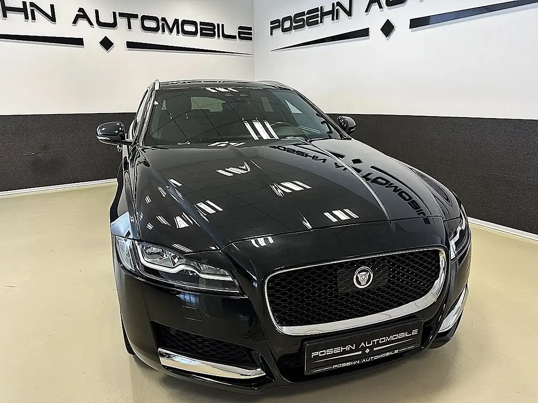 Jaguar XF - Thumbnail 2