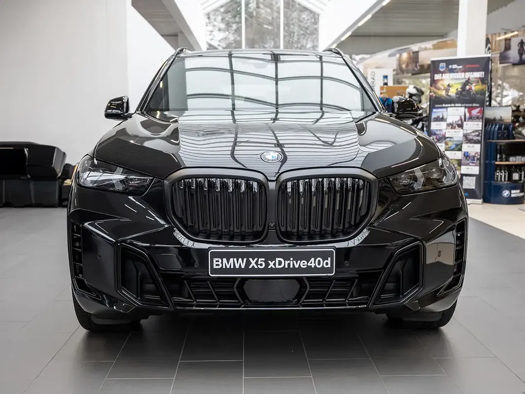 BMW X5 - Thumbnail 3