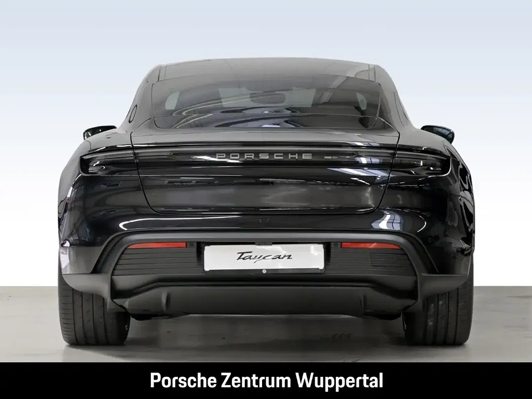 Porsche Taycan - Thumbnail 5