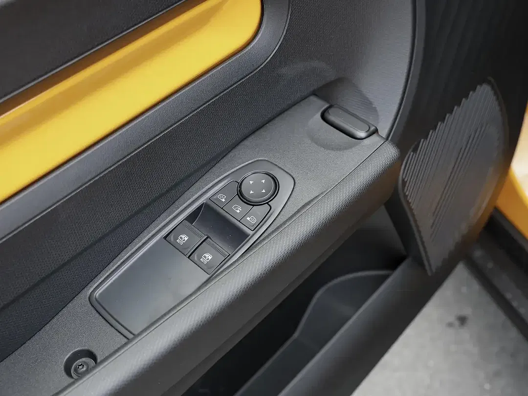 Renault Twingo - Thumbnail 15