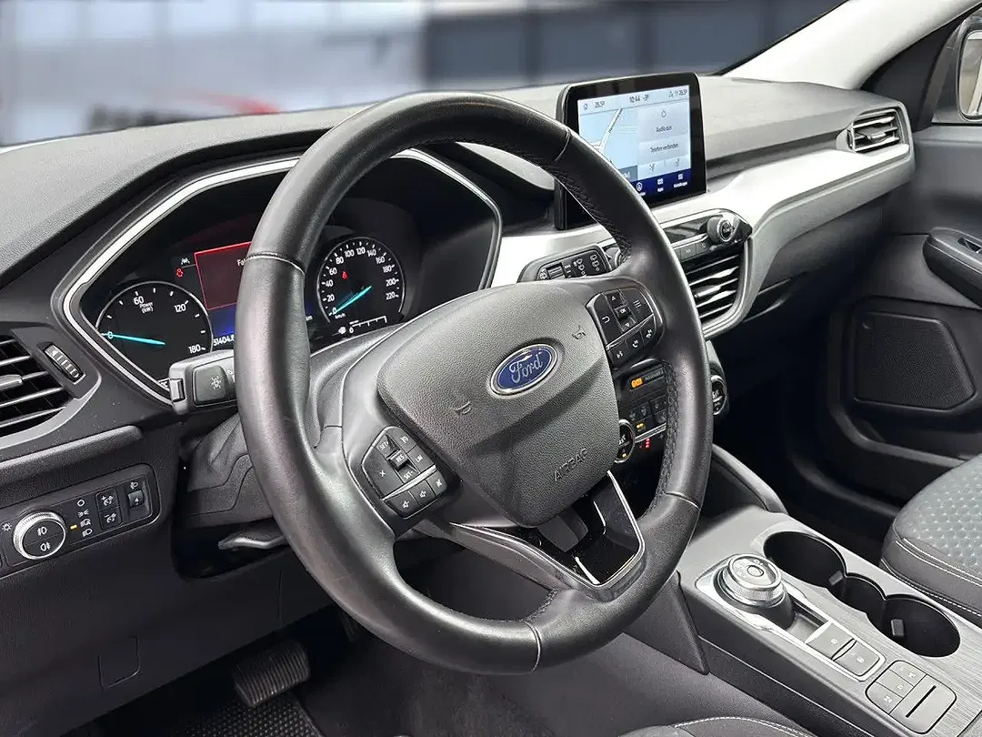 Ford Kuga - Thumbnail 12