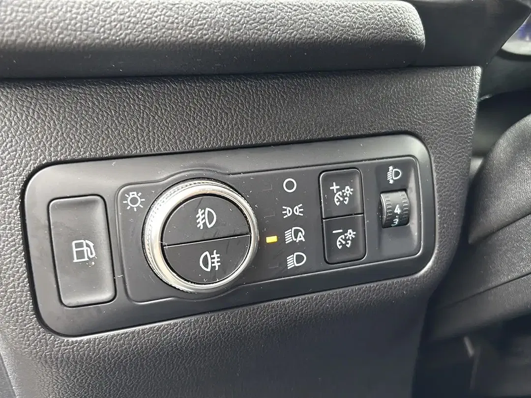 Ford Kuga - Thumbnail 16