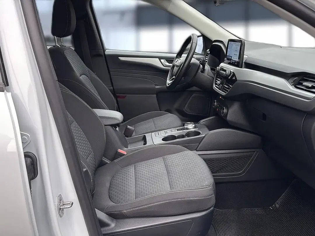 Ford Kuga - Thumbnail 21