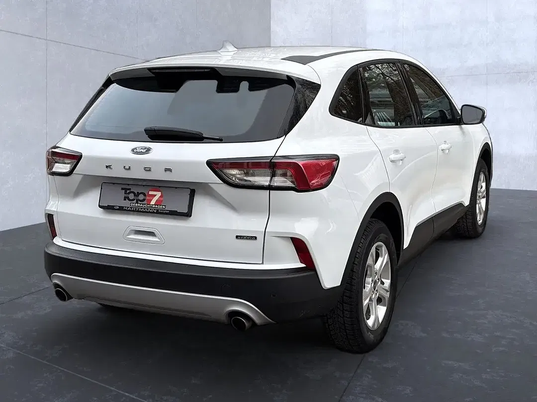 Ford Kuga - Thumbnail 2