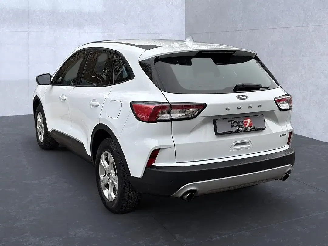 Ford Kuga - Thumbnail 3