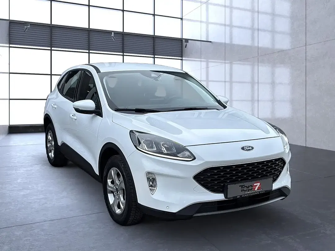 Ford Kuga - Thumbnail 4