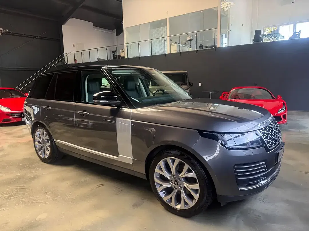 Land Rover Range Rover - Thumbnail 2