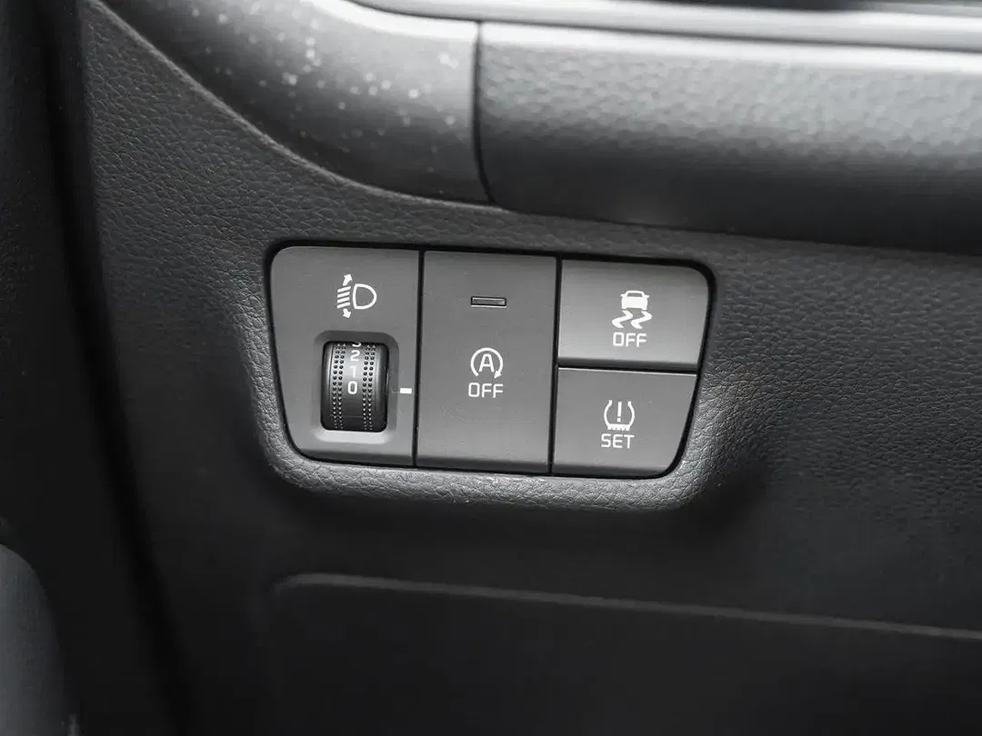 Kia Stonic - Thumbnail 10