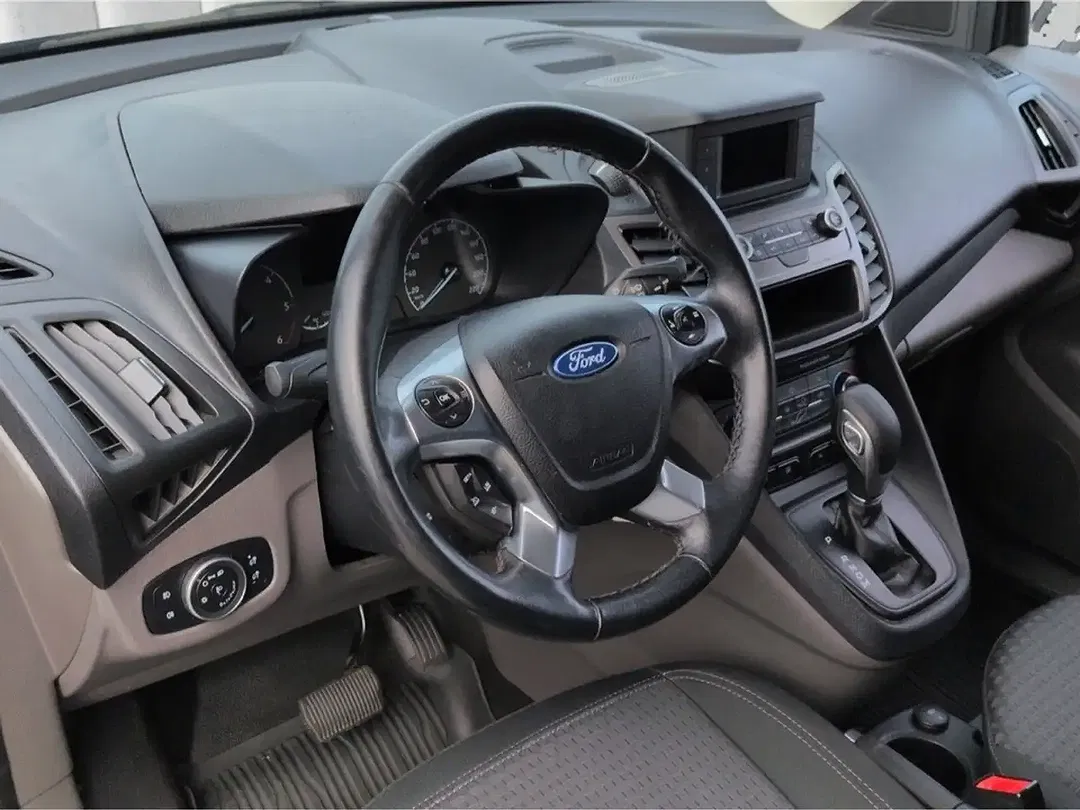 Ford Transit Connect - Thumbnail 4