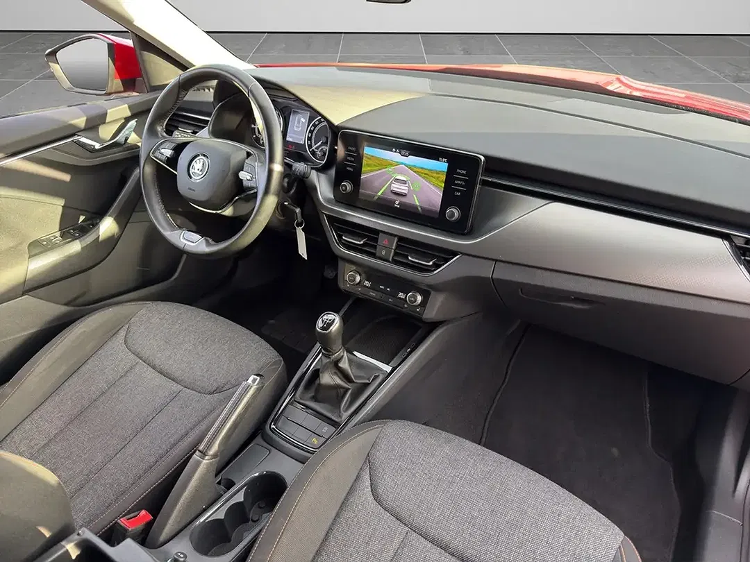 Skoda Kamiq - Thumbnail 8