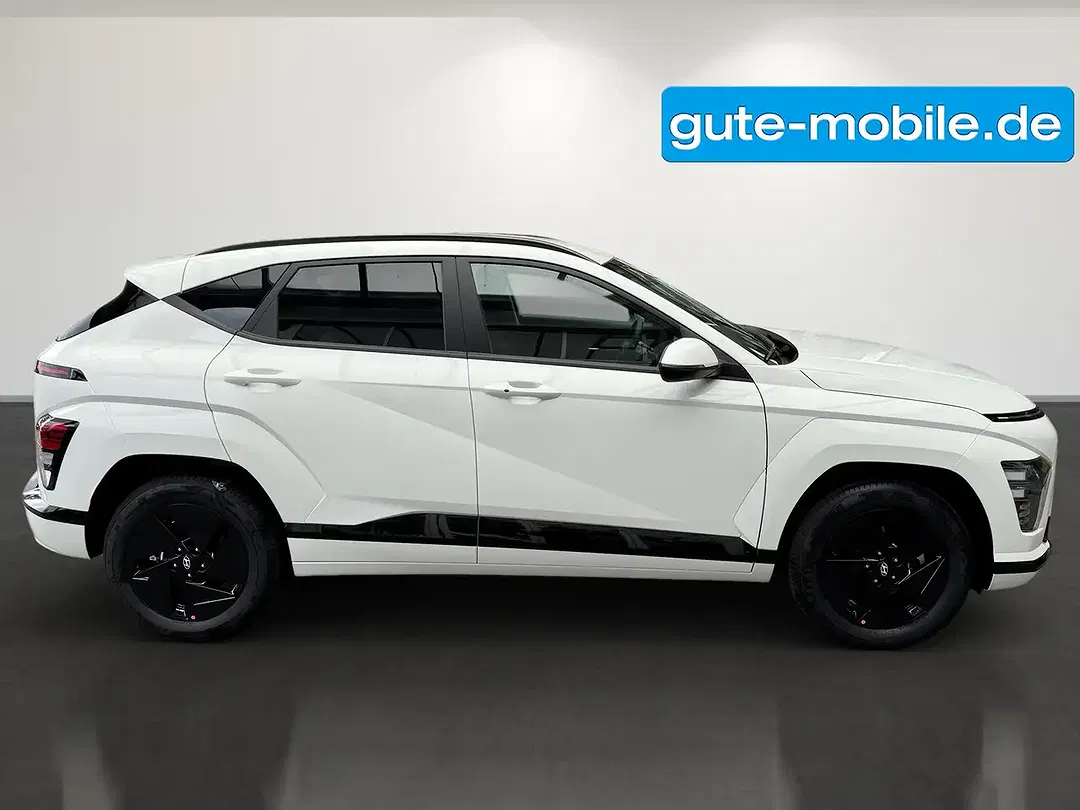 Hyundai KONA - Thumbnail 3