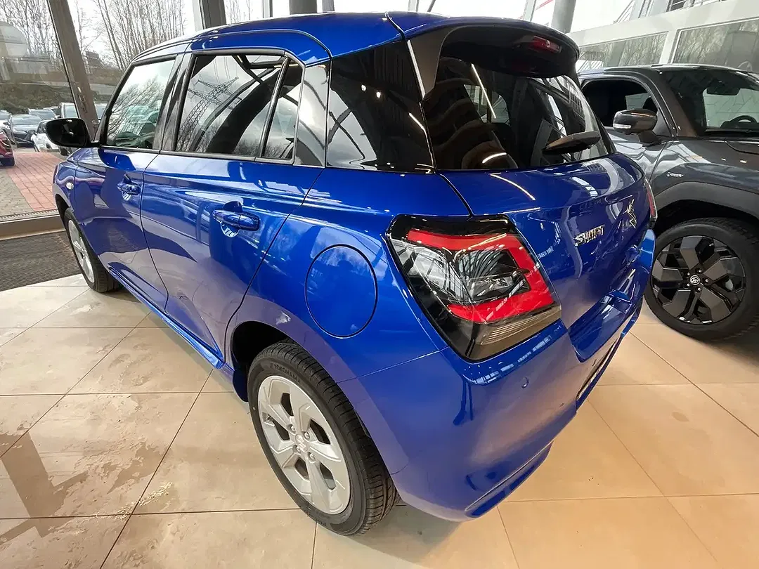 Suzuki Swift - Thumbnail 6