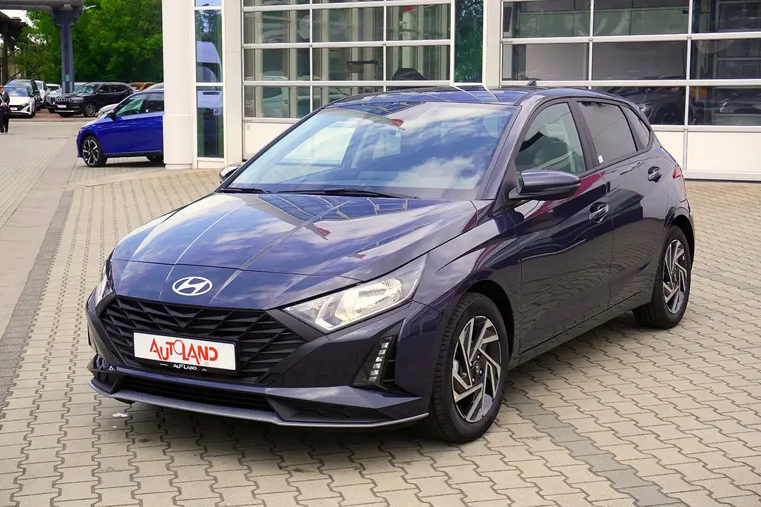 Hyundai i20 - Thumbnail 1