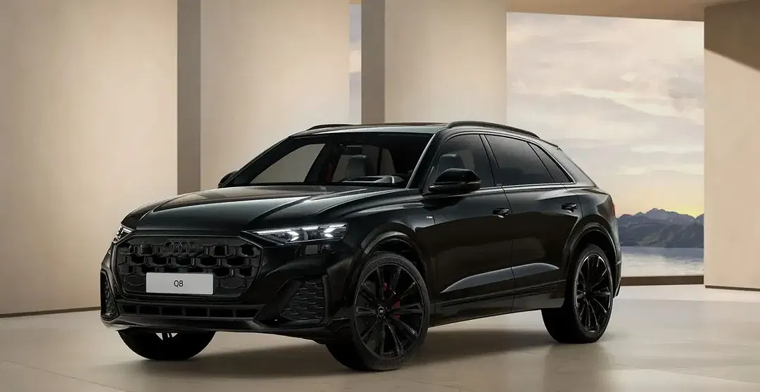 Audi Q8 - Thumbnail 1