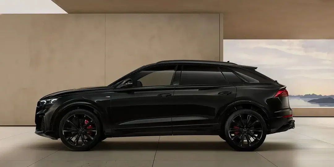 Audi Q8 - Thumbnail 3
