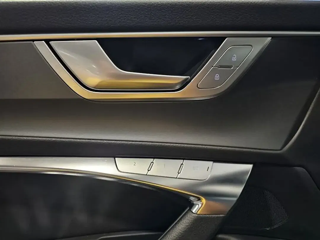 Audi A6 - Thumbnail 23