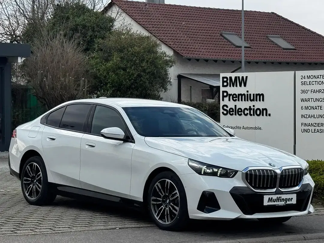 BMW 530 - Thumbnail 2