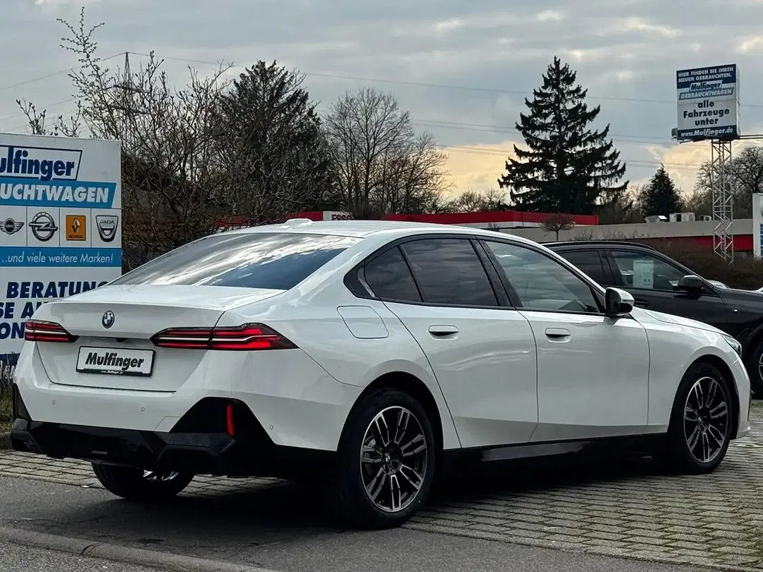 BMW 530 - Thumbnail 5