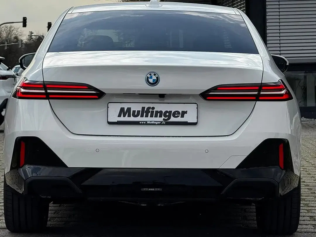 BMW 530 - Thumbnail 6