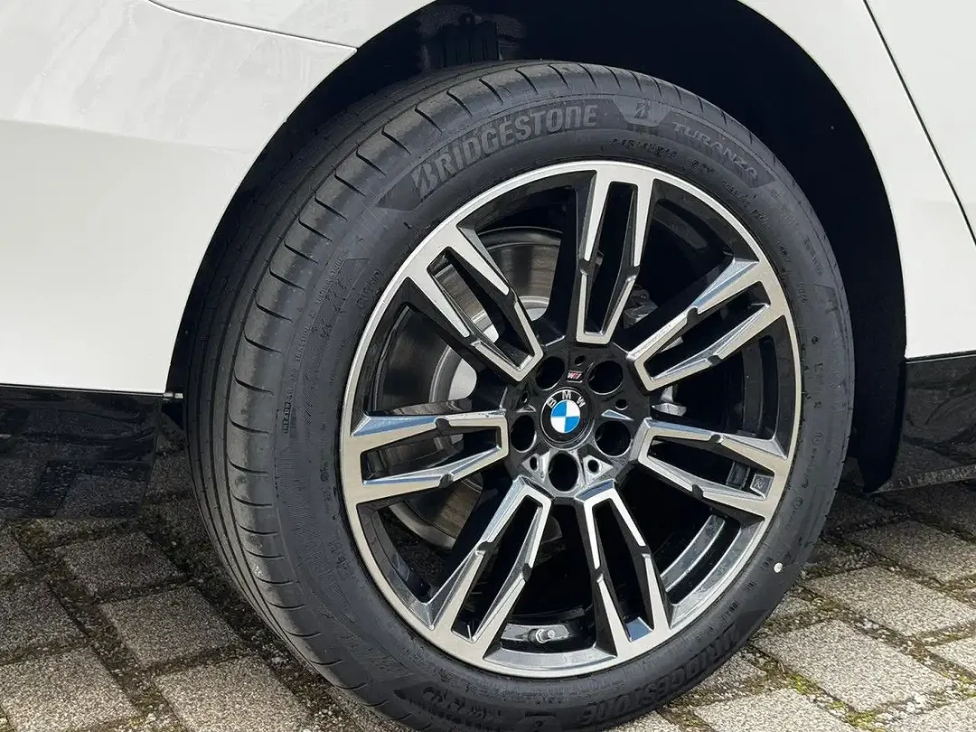 BMW 530 - Thumbnail 8