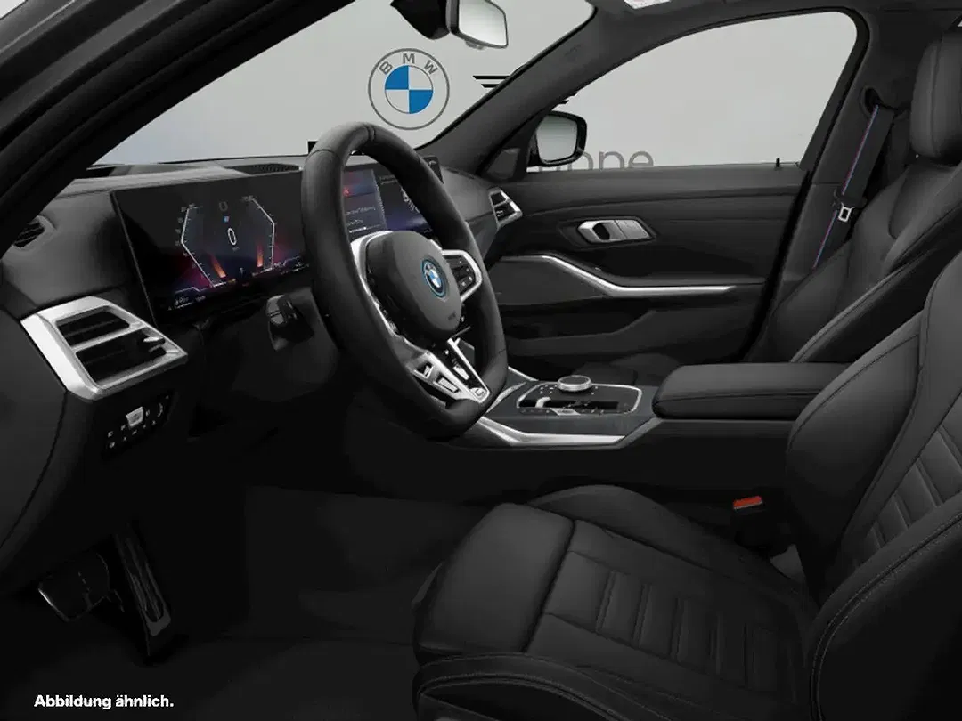 BMW 330 - Thumbnail 3