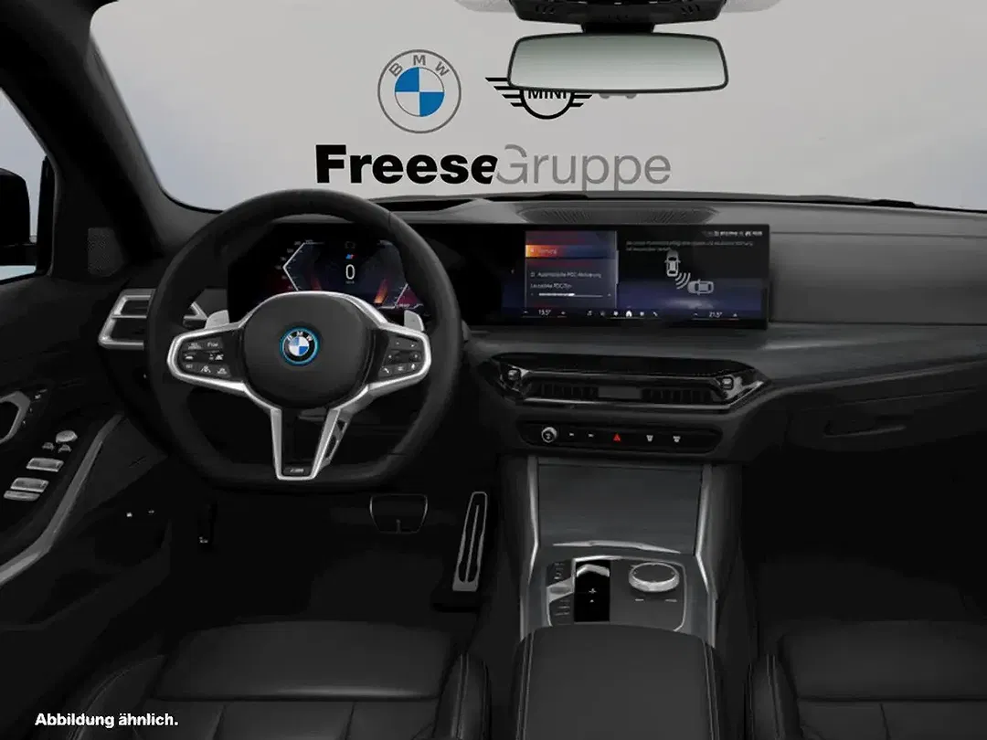 BMW 330 - Thumbnail 4
