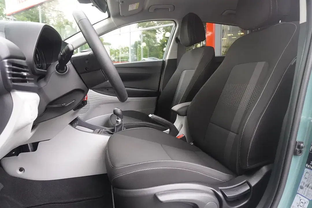 Hyundai i20 - Thumbnail 10