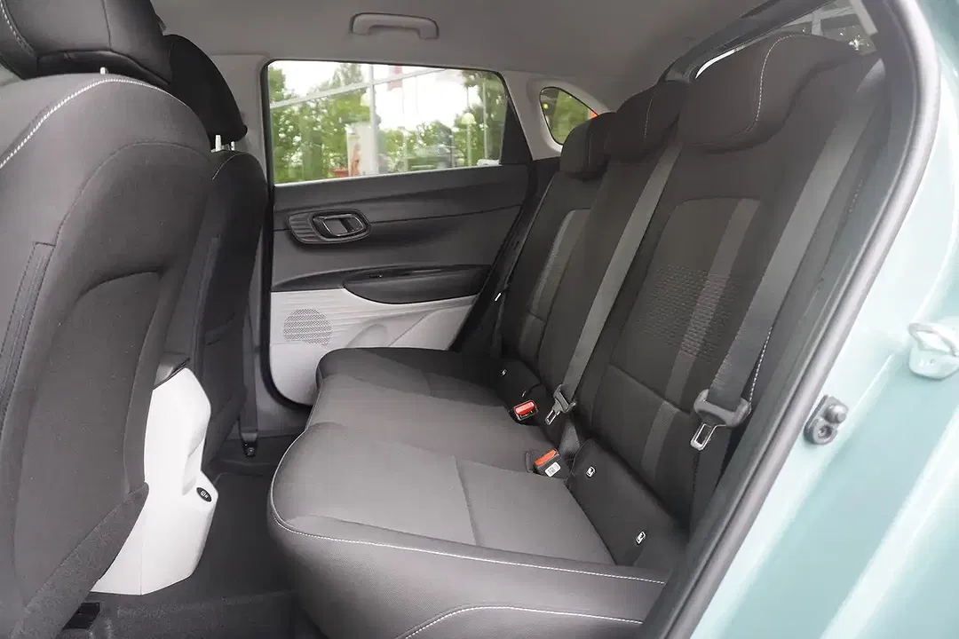 Hyundai i20 - Thumbnail 11