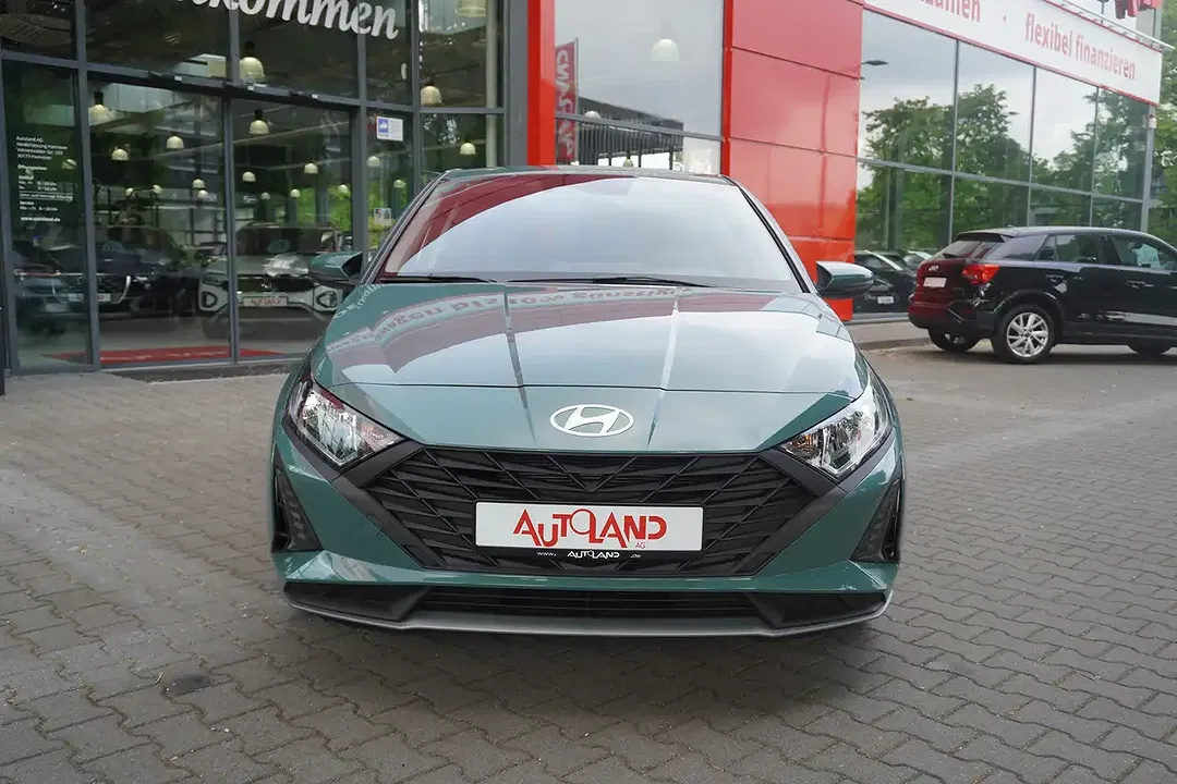 Hyundai i20 - Thumbnail 2