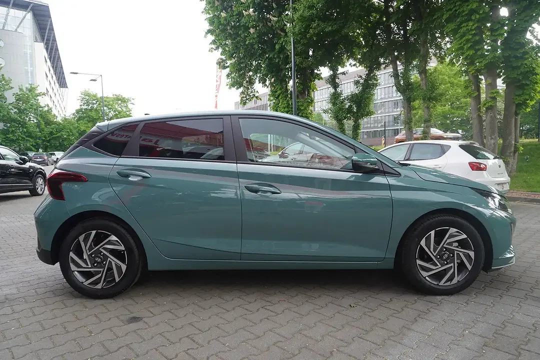 Hyundai i20 - Thumbnail 4