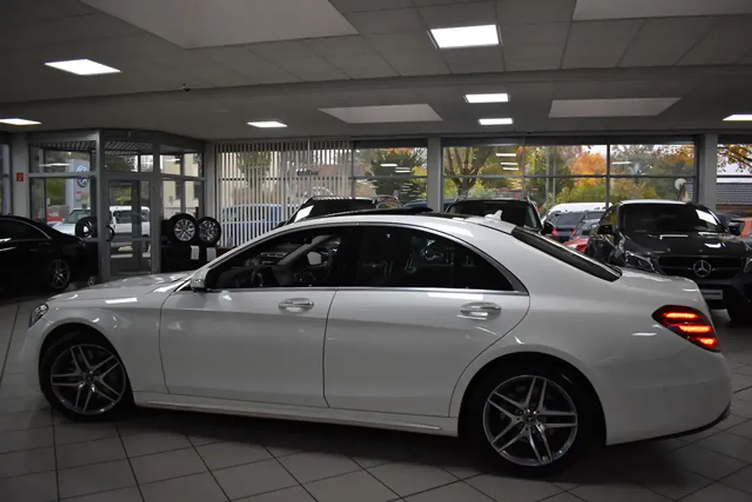 Mercedes-Benz S 400 - Thumbnail 11