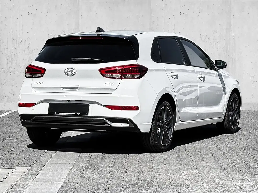 Hyundai i30 - Thumbnail 2