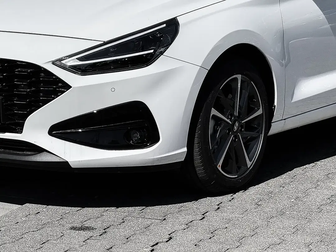 Hyundai i30 - Thumbnail 3