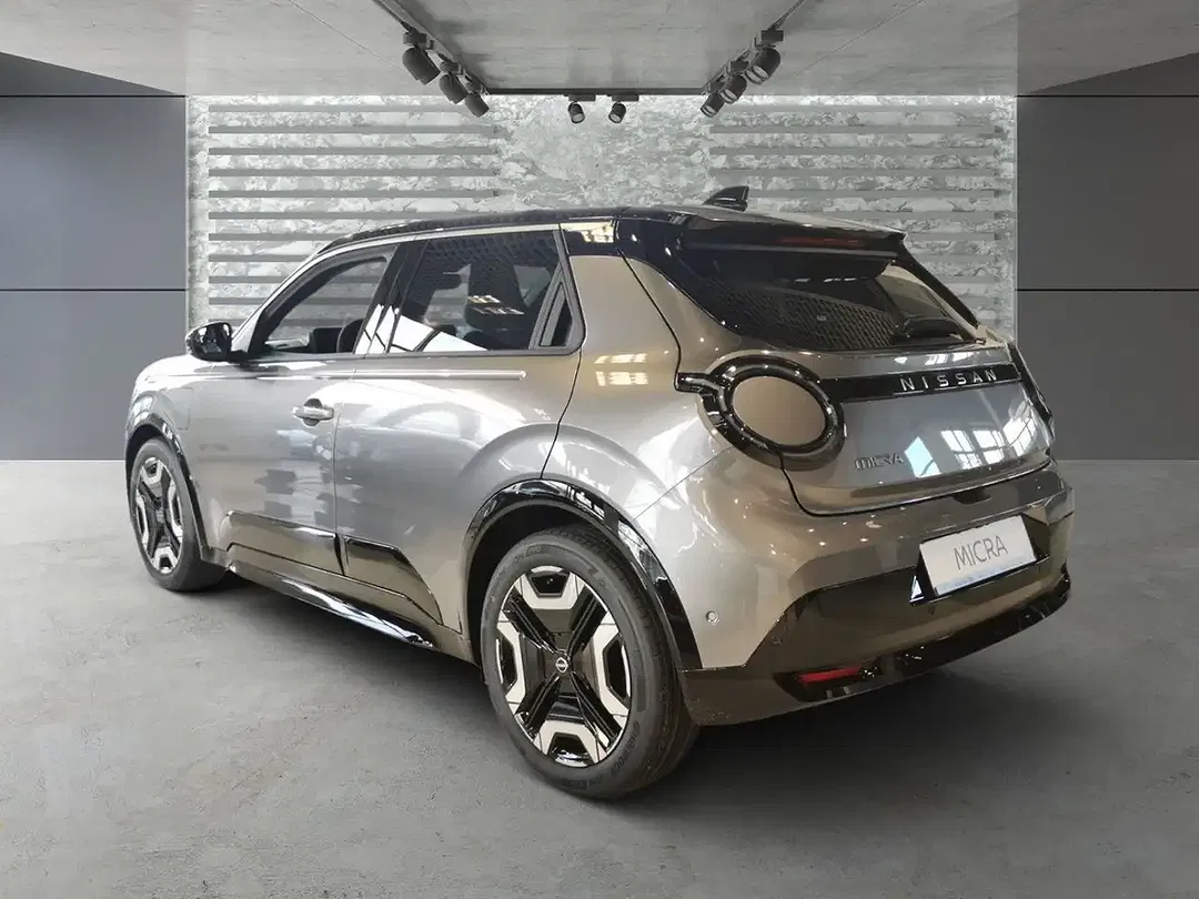 Nissan Micra - Thumbnail 3