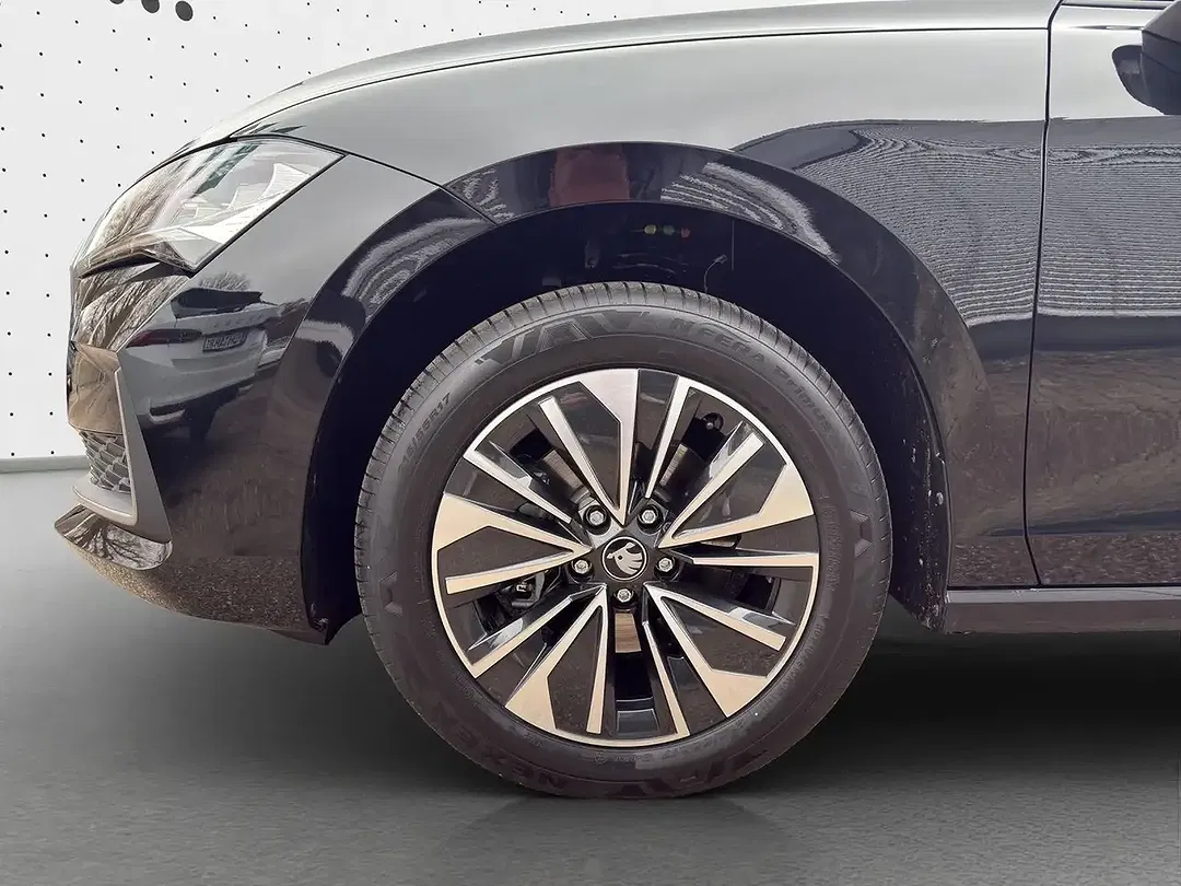 Skoda Superb - Thumbnail 14