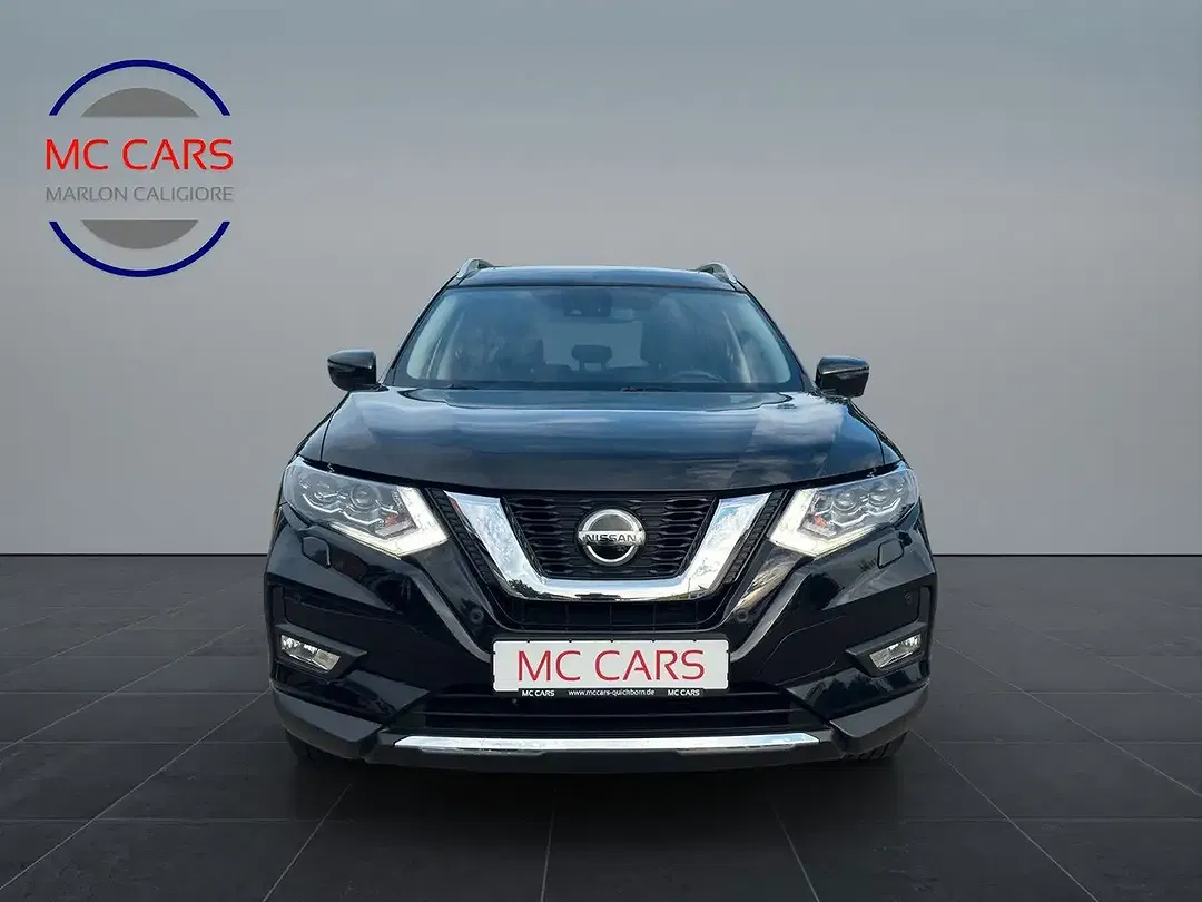 Nissan X-Trail - Thumbnail 2