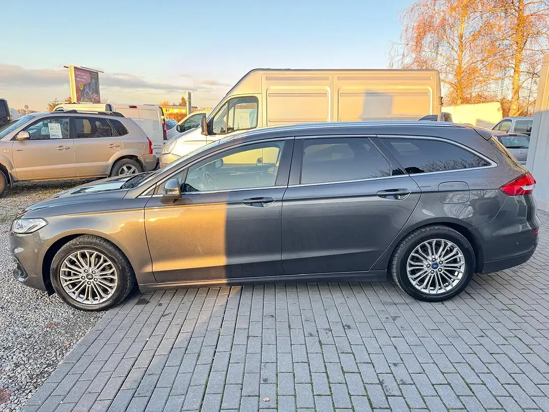 Ford Mondeo - Thumbnail 6