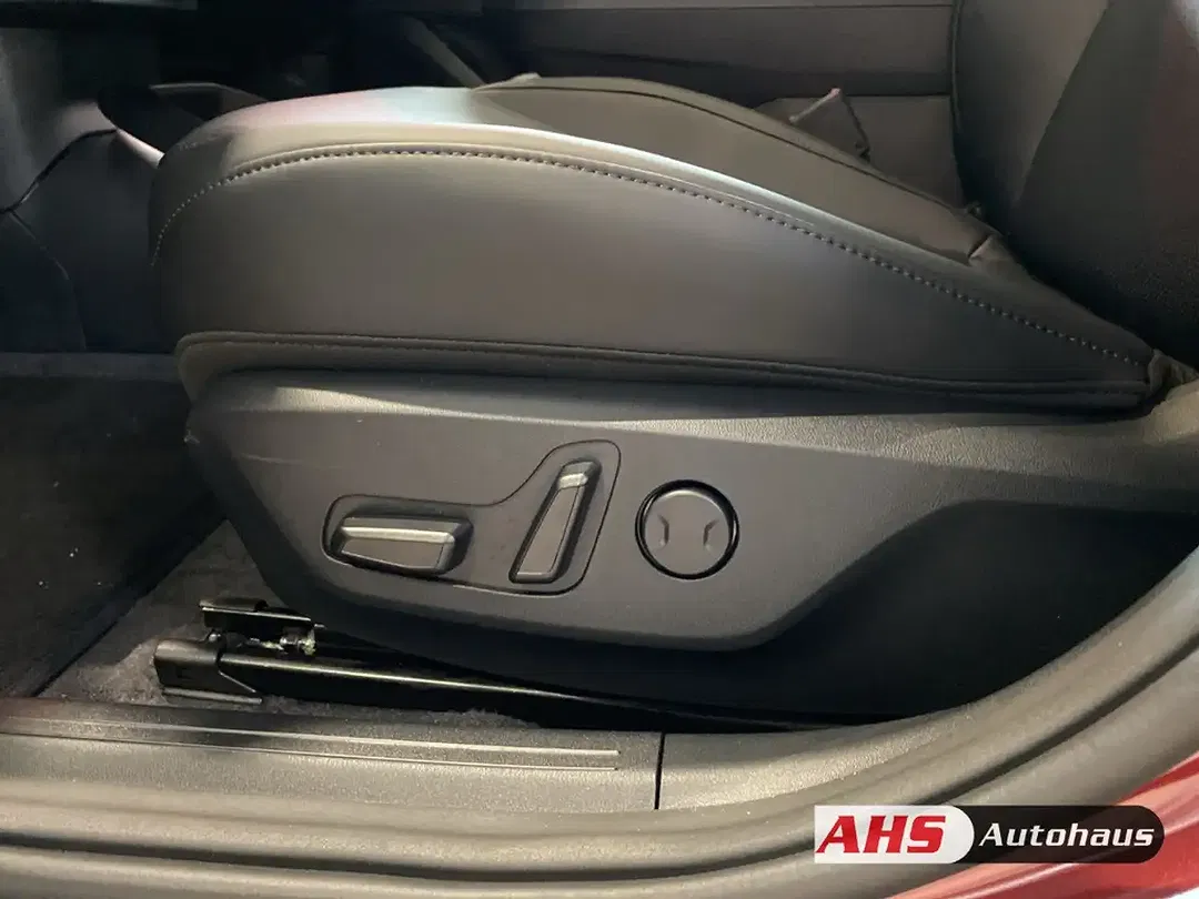 Kia EV4 - Thumbnail 15