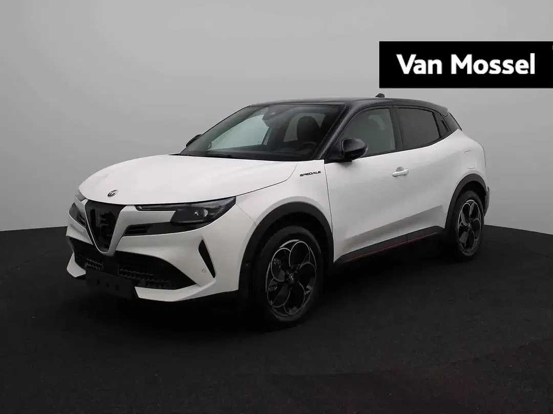 Alfa Romeo Junior 1.2 Hybrid Ibrida Speciale