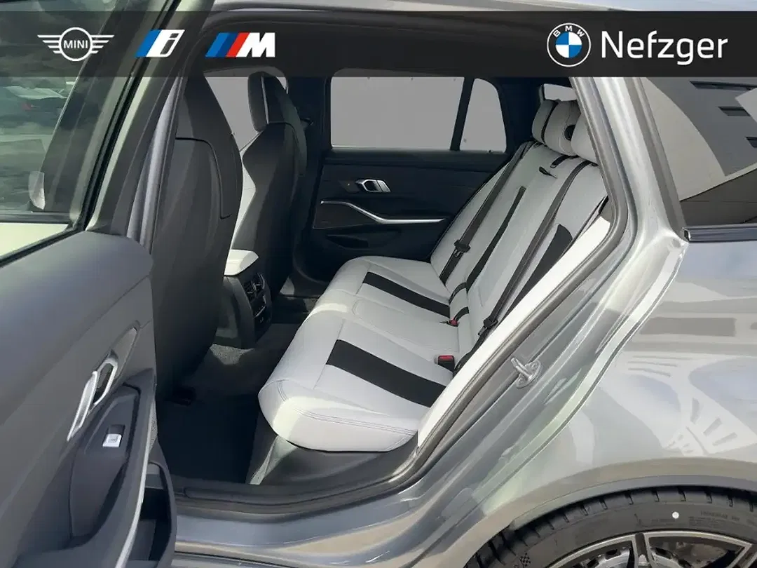 BMW M3 - Thumbnail 8