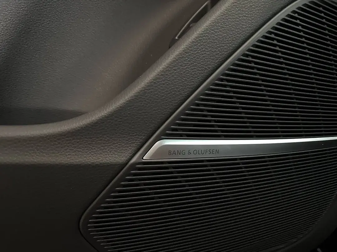 Audi Q7 - Thumbnail 11