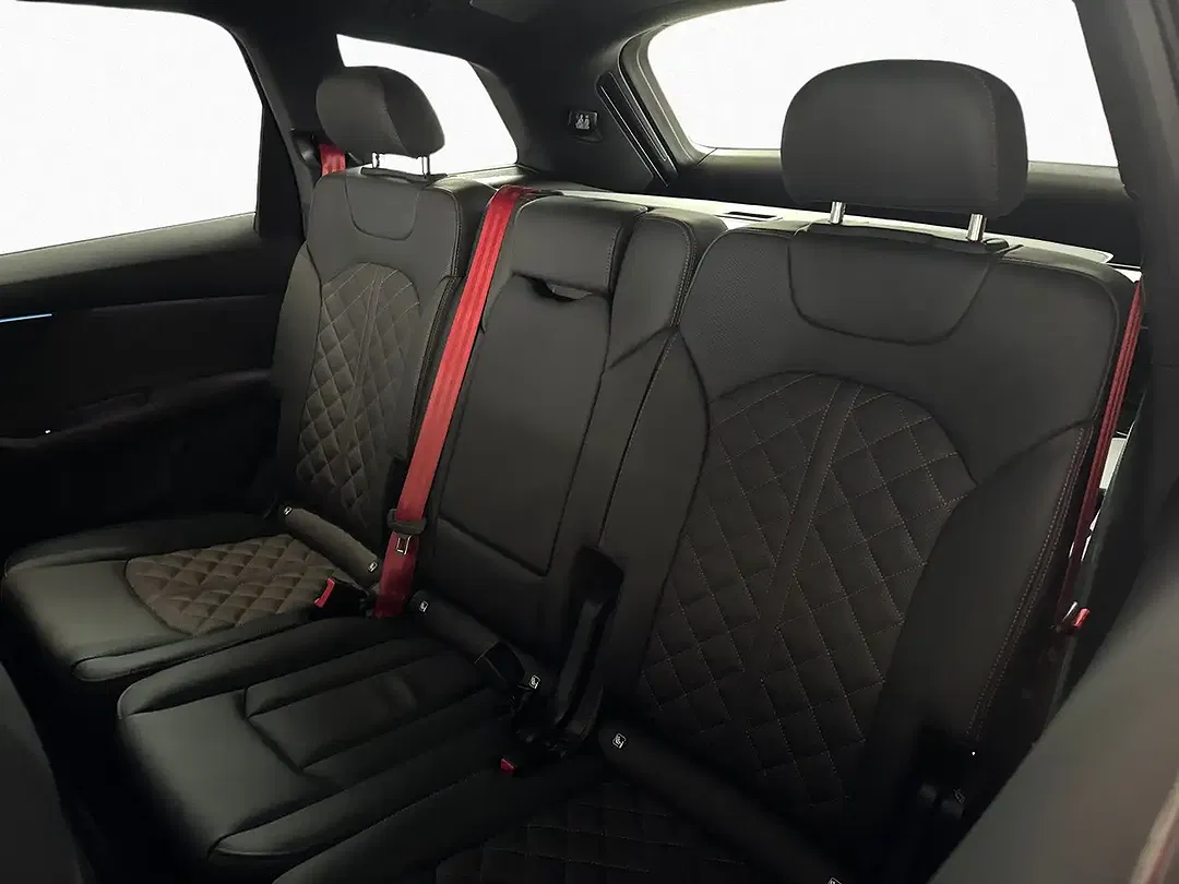 Audi Q7 - Thumbnail 12