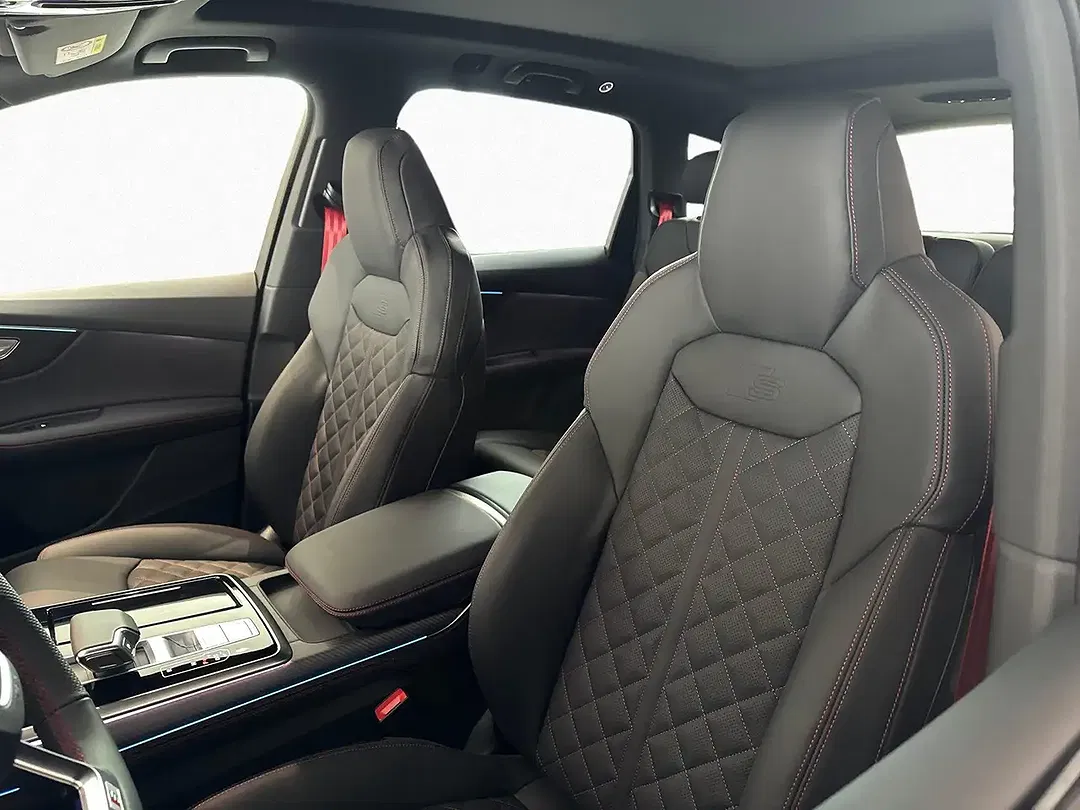 Audi Q7 - Thumbnail 9
