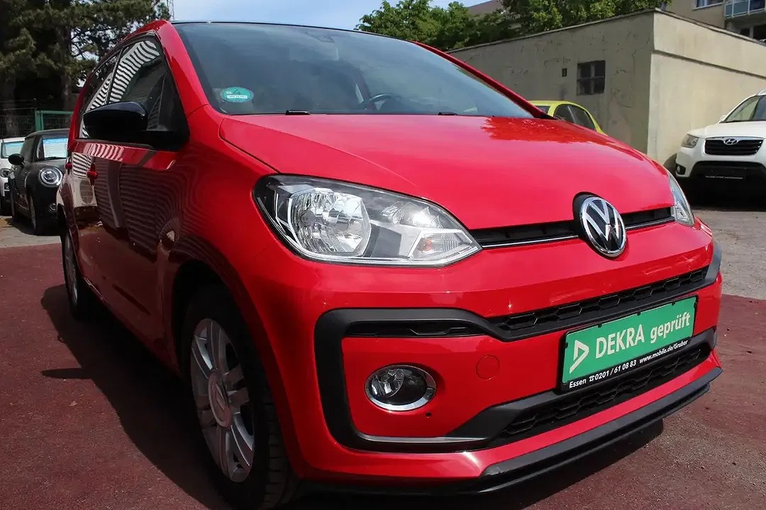 Volkswagen up! - Thumbnail 2