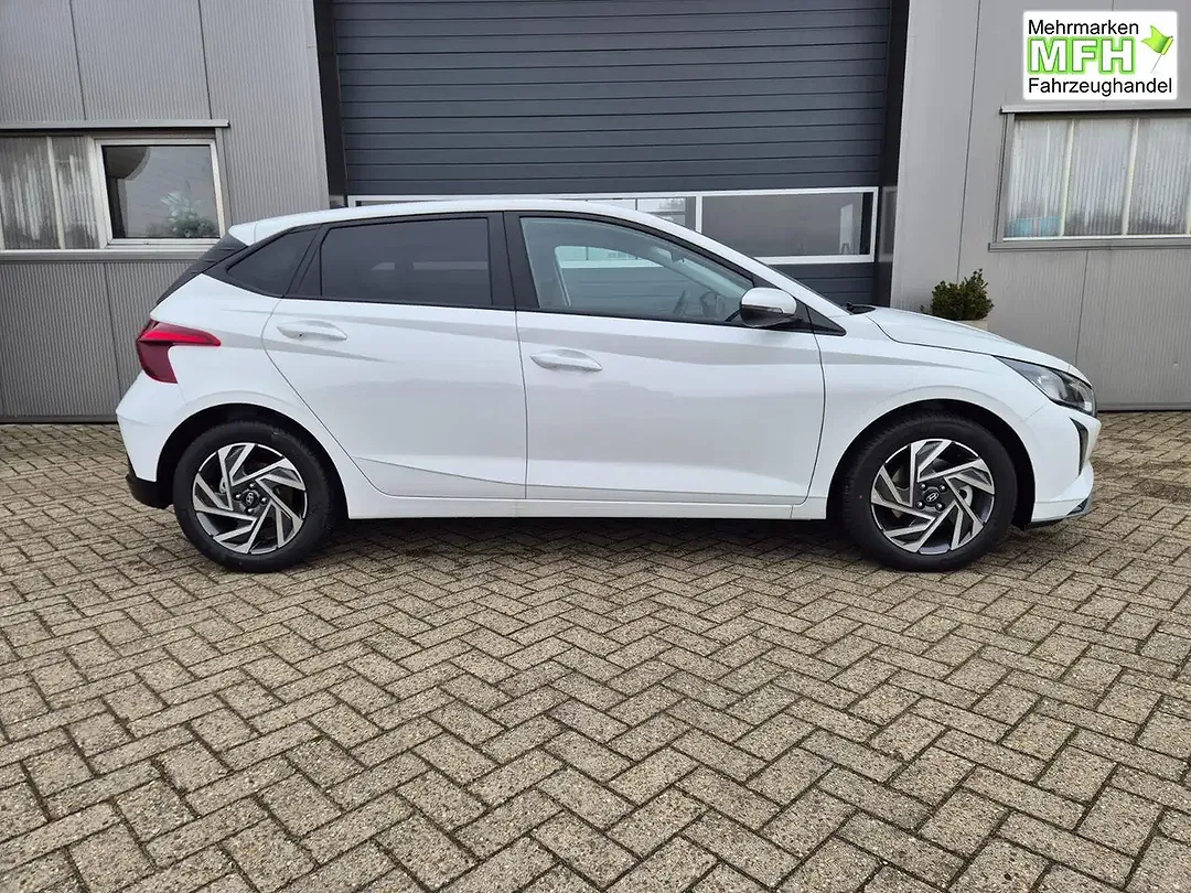 Hyundai i20 - Thumbnail 6