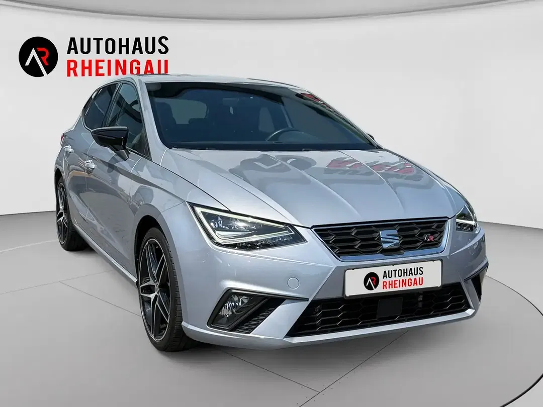 SEAT Ibiza - Thumbnail 3