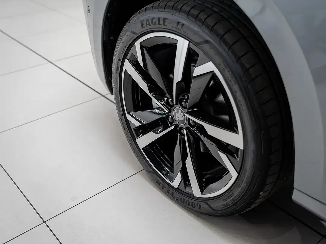 Skoda Kamiq - Thumbnail 6