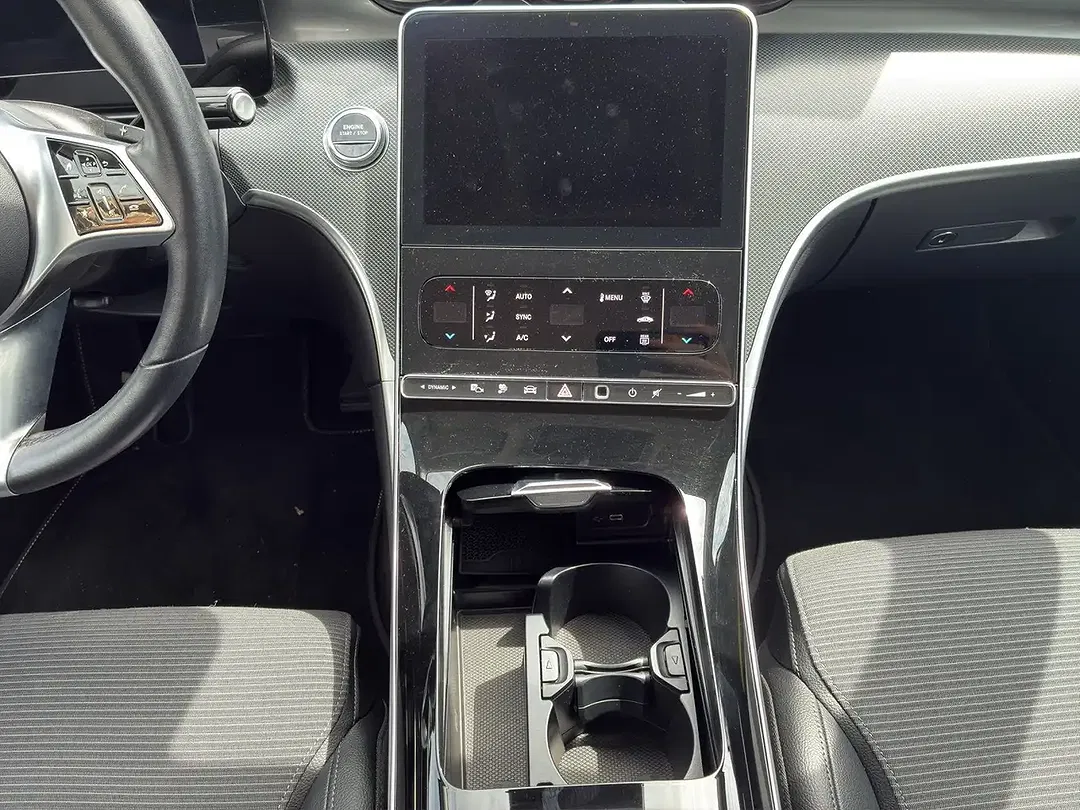 Mercedes-Benz C 300 - Thumbnail 11